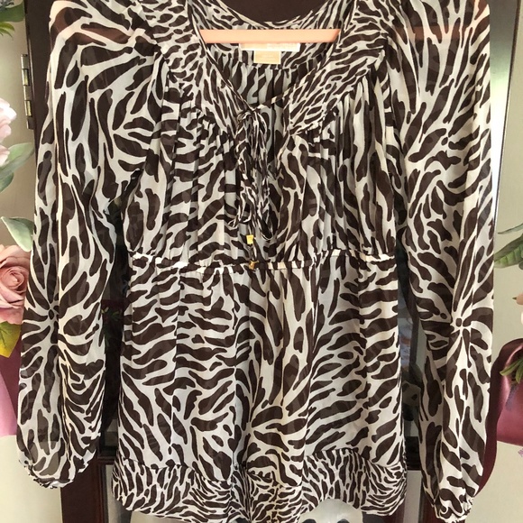 Like New Awesome 100 percent silk animal print top from Michael Kors - Picture 1 of 5